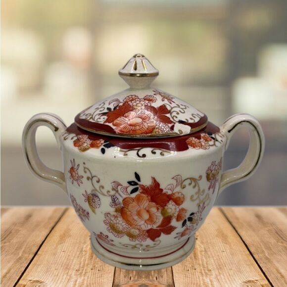 Vintage Japanese 1920’s Hand Floral Designed Porcelain Sugar Bowl - Picture 1 of 16